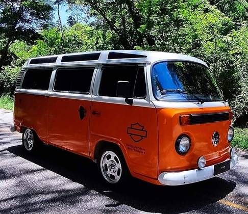 VOLKSWAGEN KOMBI 1.6 MI STD 8V ÁLCOOL 3P MANUAL